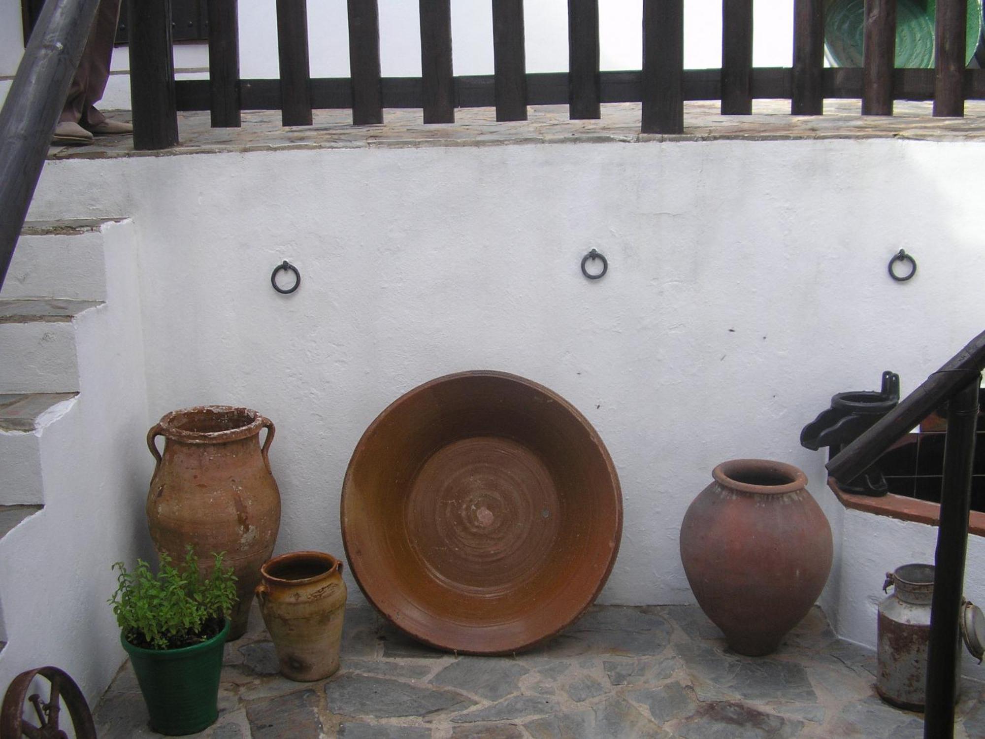 알라니스 Casa Rural Y Restaurante Casa Adriano 게스트하우스 외부 사진